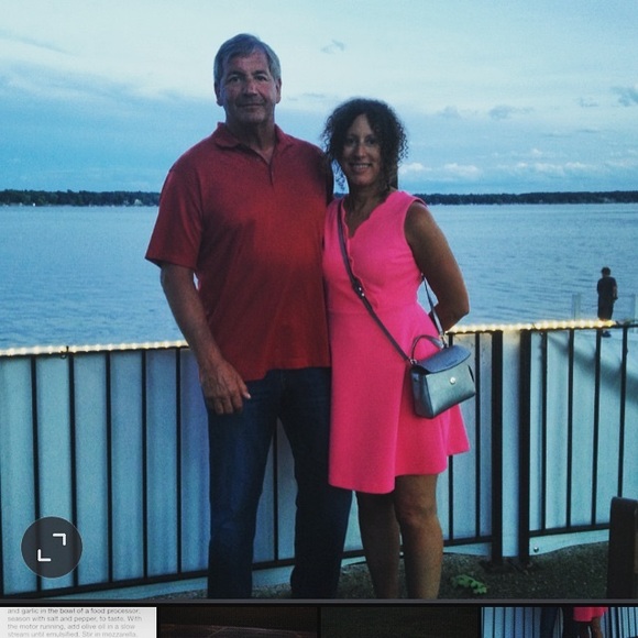 Meet your Posher, Lisa - Picture 1 of 1